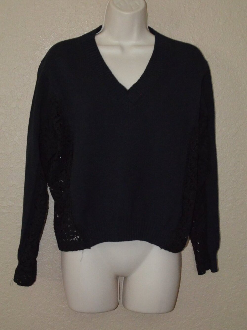 NWOT Sz S Twinset Black Side Lace Detail V-Neck Long Sleeve Sweater